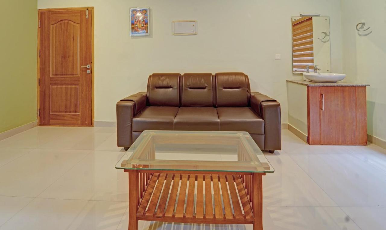 Sreepathi Nirmalyam 400 Mts From Guruvayoor Temple Hotel กูรูวาเยอร์ ภายนอก รูปภาพ