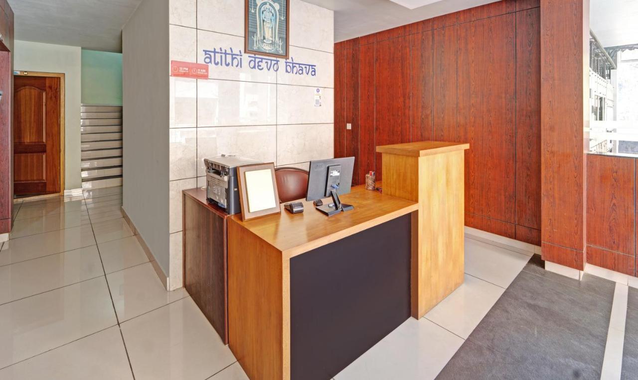 Sreepathi Nirmalyam 400 Mts From Guruvayoor Temple Hotel กูรูวาเยอร์ ภายนอก รูปภาพ
